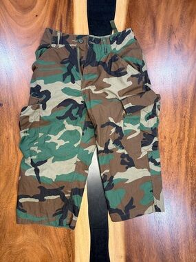 Camouflage Cargo Capris - Green/Brown/Black